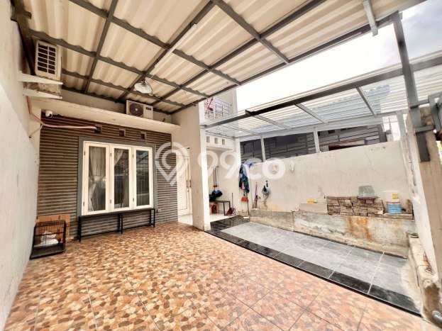 Jual Rumah Modern 3 KT di Rawajati, Jakarta Selatan Jual Rumah Modern 3 KT di Rawajati, Jakarta Selatan