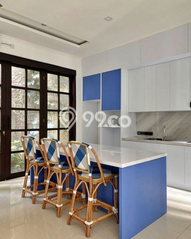 Rumah Mewah LB 210m2 Siap Pakai Desain Elegan di Fatmawati, Jakarta Selatan Rumah Mewah LB 210m2 Siap Pakai Desain Elegan di Fatmawati, Jakarta Selatan