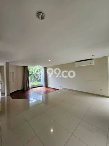 LOKASI TERBAIK! Rumah di Kemang, 3 KT, Area Premium, LT 150m2m² Bangunan 400m2m² LOKASI TERBAIK! Rumah di Kemang, 3 KT, Area Premium, LT 150m2m² Bangunan 400m2m²