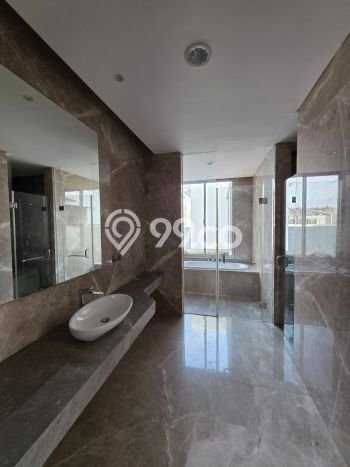 Rumah Luxury Modern Siap Huni di Golf Island Jakarta Utara Rumah Luxury Modern Siap Huni di Golf Island Jakarta Utara
