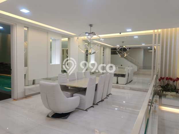 Jual Rumah Luas Megah Dengan View Eksklusif di Pantai Indah Kapuk, Jakarta Utara Jual Rumah Luas Megah Dengan View Eksklusif di Pantai Indah Kapuk, Jakarta Utara