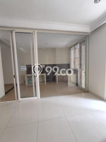 Jual Rumah Mewah Elegan Dengan View Eksklusif di Pakuwon Indah, Surabaya Jual Rumah Mewah Elegan Dengan View Eksklusif di Pakuwon Indah, Surabaya