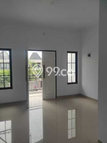 Dijual Rumah Eksklusif 2 KT di Jatiwaringin, Jakarta Timur Dijual Rumah Eksklusif 2 KT di Jatiwaringin, Jakarta Timur
