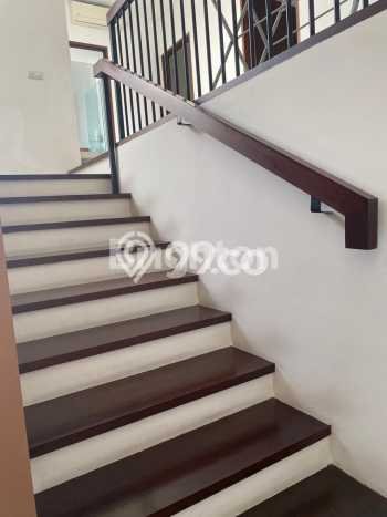 Rumah Minimalis LB/LT 280m2/300m2 Dijual di Surabaya Kota, Surabaya Rumah Minimalis LB/LT 280m2/300m2 Dijual di Surabaya Kota, Surabaya