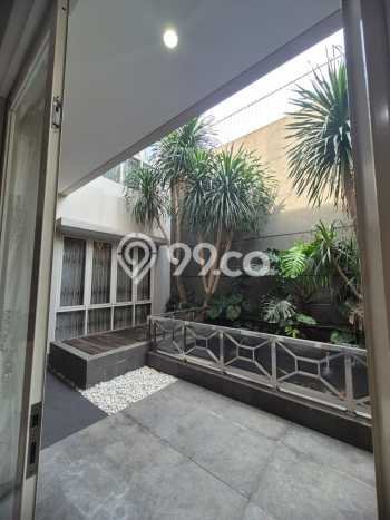 Hunian Mewah LB 450m2 Siap Huni Desain Elegan di Surabaya Kota, Surabaya Hunian Mewah LB 450m2 Siap Huni Desain Elegan di Surabaya Kota, Surabaya
