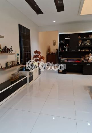 Dijual Rumah Mewah Elegan Dengan View Cantik di Citraland, Surabaya Dijual Rumah Mewah Elegan Dengan View Cantik di Citraland, Surabaya