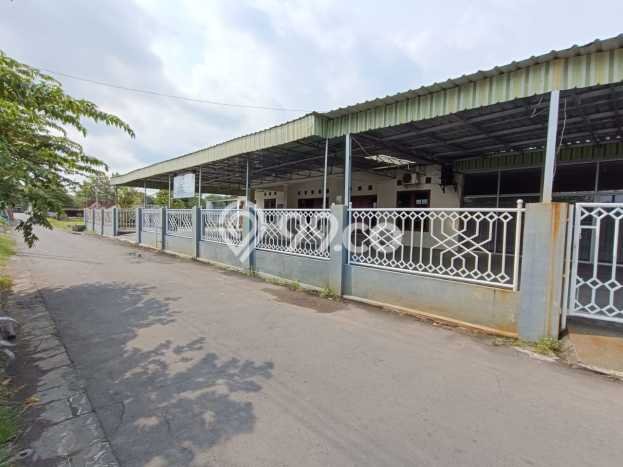 Rumah di Godean, 5 KM, Konsep Modern, Luas 750m2m² Bangunan 600m2m² Rumah di Godean, 5 KM, Konsep Modern, Luas 750m2m² Bangunan 600m2m²