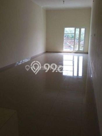 Ruko Disewa di Umbulharjo, Yogyakarta, LT 104m2 / LB 107m2 Ruko Disewa di Umbulharjo, Yogyakarta, LT 104m2 / LB 107m2