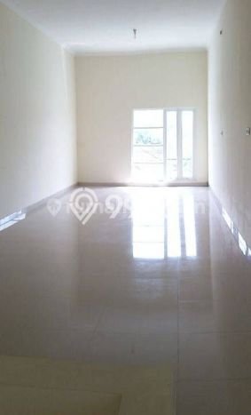 Ruko Disewa di Umbulharjo, Yogyakarta, LT 104m2 / LB 107m2 Ruko Disewa di Umbulharjo, Yogyakarta, LT 104m2 / LB 107m2