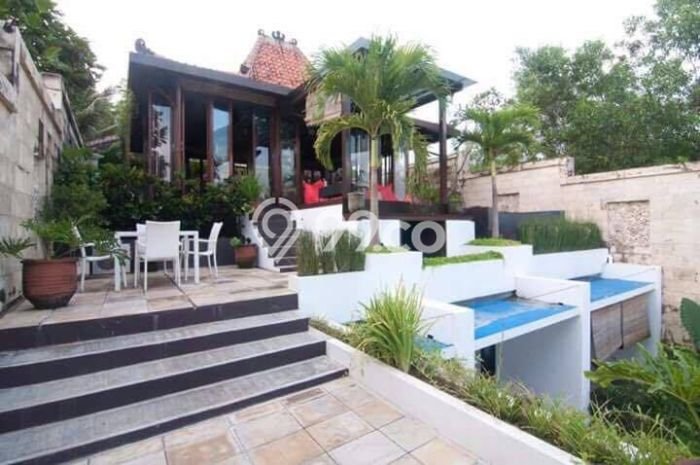 KESEMPATAN EMAS! Vila Kawasan Kretek, Luas 650m2m², Lingkungan Elite dengan keamanan terjamin KESEMPATAN EMAS! Vila Kawasan Kretek, Luas 650m2m², Lingkungan Elite dengan keamanan terjamin