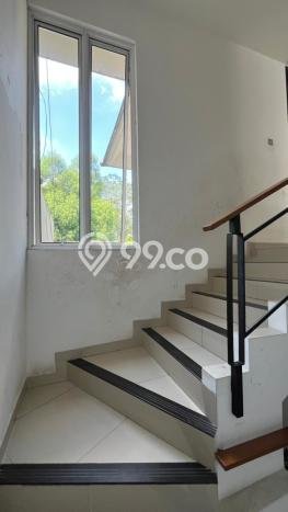 Dijual Rumah Luas Elegan Dengan View Eksklusif di Pondok Labu, Jakarta Selatan Dijual Rumah Luas Elegan Dengan View Eksklusif di Pondok Labu, Jakarta Selatan