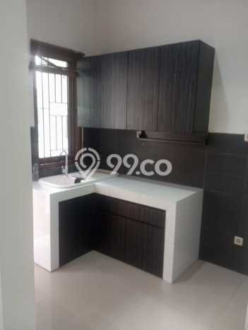 Disewakan! Rumah 3 Kamar Tidur &
3 Kamar Mandi di Pejaten, Jakarta Selatan Disewakan! Rumah 3 Kamar Tidur &
3 Kamar Mandi di Pejaten, Jakarta Selatan