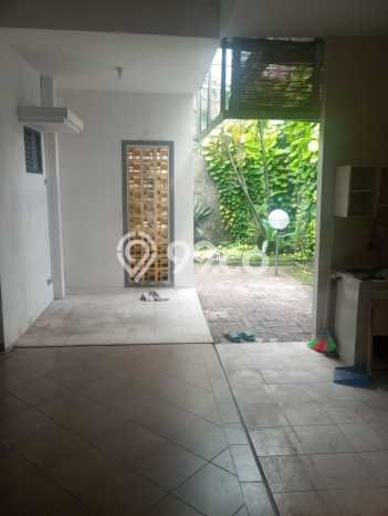 Rumah sewa siap pakai 3 KT di Pangkalan Jati, Depok Rumah sewa siap pakai 3 KT di Pangkalan Jati, Depok