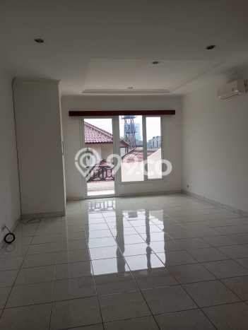 Jarang Ada! Rumah Sewa 4 Kamar Nyaman Siap Huni Kemang Jarang Ada! Rumah Sewa 4 Kamar Nyaman Siap Huni Kemang