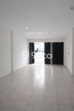 Unit Ruko Dijual di Kebon Jeruk Jakarta Barat Luas Tanah 80m2, Luas Bangunan 200m2 Unit Ruko Dijual di Kebon Jeruk Jakarta Barat Luas Tanah 80m2, Luas Bangunan 200m2