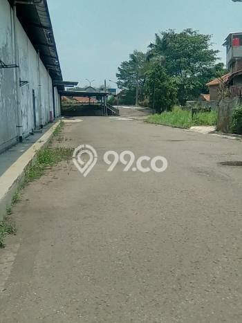 Gudang Disewa di Bandung dengan LB 8800m2 Area Komersial Ramai Gudang Disewa di Bandung dengan LB 8800m2 Area Komersial Ramai