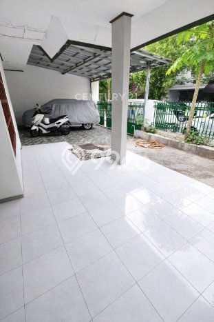 For Sale! Luxury House LT 266m2 Desain Elegan di Bendungan Hilir For Sale! Luxury House LT 266m2 Desain Elegan di Bendungan Hilir