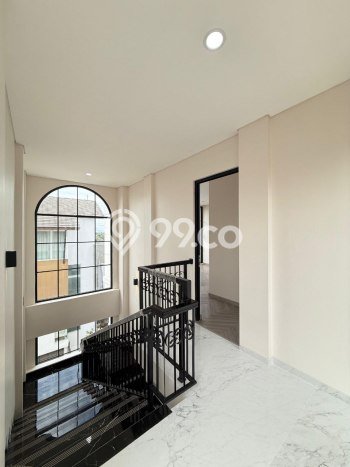 Rumah Eksklusif Siap Huni LT 148m2 di Jagakarsa, Jakarta Selatan Rumah Eksklusif Siap Huni LT 148m2 di Jagakarsa, Jakarta Selatan