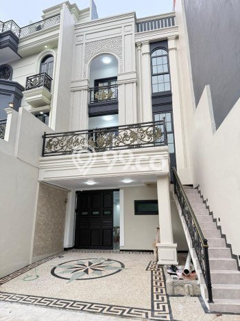 Rumah Luxury Modern Siap Huni di Ragunan Jakarta Selatan Rumah Luxury Modern Siap Huni di Ragunan Jakarta Selatan