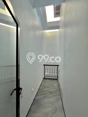Rumah Strategis Minimalis Lb 150m2 di Jagakarsa, Jakarta Selatan Rumah Strategis Minimalis Lb 150m2 di Jagakarsa, Jakarta Selatan
