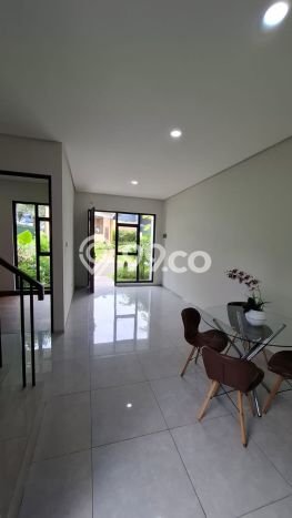 Dijual Rumah 3 Kamar Lokasi Strategis Nyaman dan Strategis di Ciputat Dijual Rumah 3 Kamar Lokasi Strategis Nyaman dan Strategis di Ciputat
