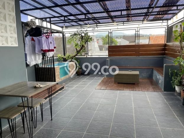 Dijual Hunian Rumah Terawat 4 KT di Cihanjuang, Bandung Dijual Hunian Rumah Terawat 4 KT di Cihanjuang, Bandung