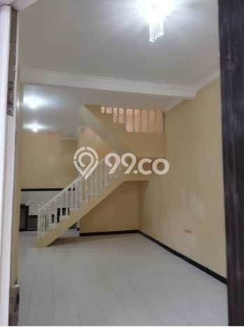 KESEMPATAN TERBAIK! Rumah Asri di Mulyosari, Luas 72m² LB 168m² KESEMPATAN TERBAIK! Rumah Asri di Mulyosari, Luas 72m² LB 168m²