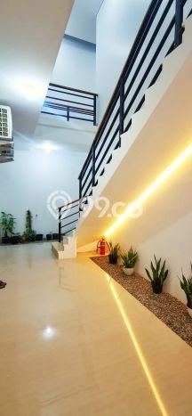 Rumah Lokasi Strategis di Kenjeran, Surabaya, Luas 322m² Bangunan 450m² Rumah Lokasi Strategis di Kenjeran, Surabaya, Luas 322m² Bangunan 450m²