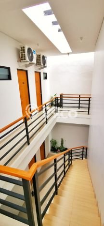 Rumah Lokasi Strategis di Kenjeran, Surabaya, Luas 322m² Bangunan 450m² Rumah Lokasi Strategis di Kenjeran, Surabaya, Luas 322m² Bangunan 450m²