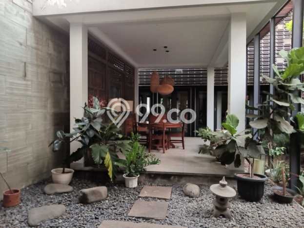 Dijual Rumah Premium dengan Fasilitas Sekitar Komplit di Bandung Wetan, Bandung Dijual Rumah Premium dengan Fasilitas Sekitar Komplit di Bandung Wetan, Bandung