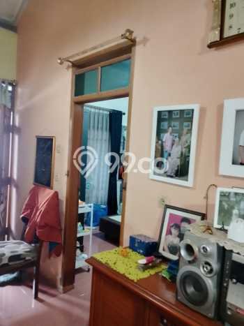 Dijual Hunian Rumah Terawat 4 Kamar di Cibaduyut, Bandung Dijual Hunian Rumah Terawat 4 Kamar di Cibaduyut, Bandung