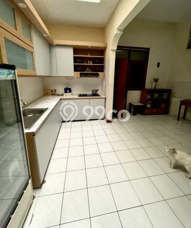 Rumah Elit Modern Tanpa Renovasi di Gunung Batu Bandung Rumah Elit Modern Tanpa Renovasi di Gunung Batu Bandung