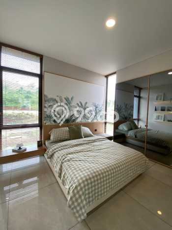 Rumah Elit LB 220m2 Siap Pakai Desain Elegan di Kota Baru Parahyangan, Bandung Rumah Elit LB 220m2 Siap Pakai Desain Elegan di Kota Baru Parahyangan, Bandung