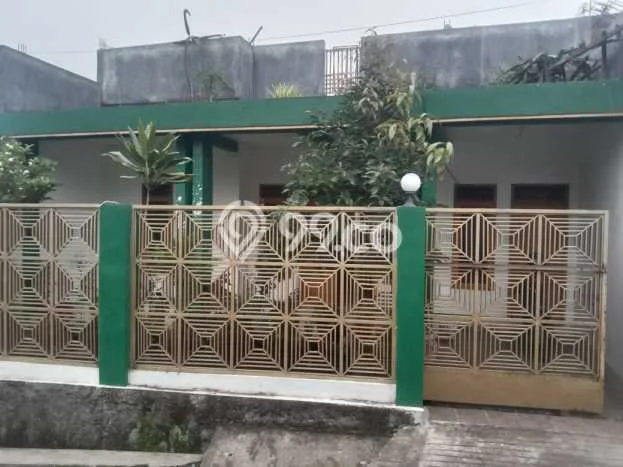 Dijual Cepat Rumah Bagus Siap Huni LB 135m2 di Garut Kota, Garut Dijual Cepat Rumah Bagus Siap Huni LB 135m2 di Garut Kota, Garut