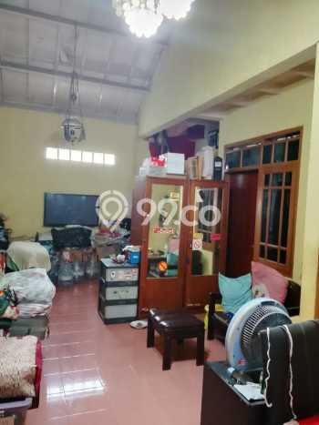 Dijual Hunian Rumah Terawat 4 Kamar di Cibaduyut, Bandung Dijual Hunian Rumah Terawat 4 Kamar di Cibaduyut, Bandung