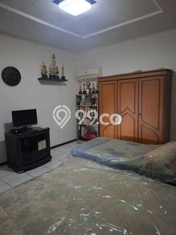Dijual Rumah Luas Elegan Dengan View Cantik di Duri Kosambi, Jakarta Barat Dijual Rumah Luas Elegan Dengan View Cantik di Duri Kosambi, Jakarta Barat