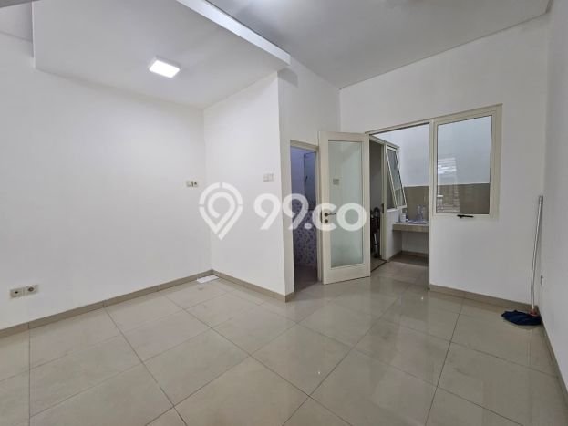 Dijual Hunian Rumah Terawat 3 Kamar di Pantai Indah Kapuk, Jakarta Utara Dijual Hunian Rumah Terawat 3 Kamar di Pantai Indah Kapuk, Jakarta Utara