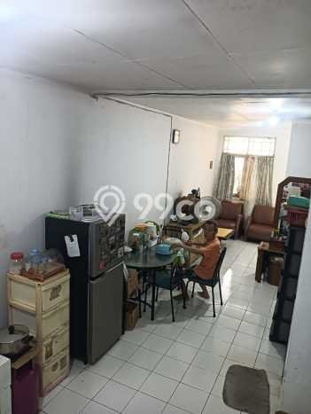 Rumah Luas Asri 2 KT Siap Pakai di Taman Palem Jakarta Barat Rumah Luas Asri 2 KT Siap Pakai di Taman Palem Jakarta Barat