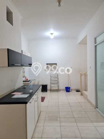Rumah Elit Modern Tanpa Renovasi di Semanan Jakarta Barat Rumah Elit Modern Tanpa Renovasi di Semanan Jakarta Barat