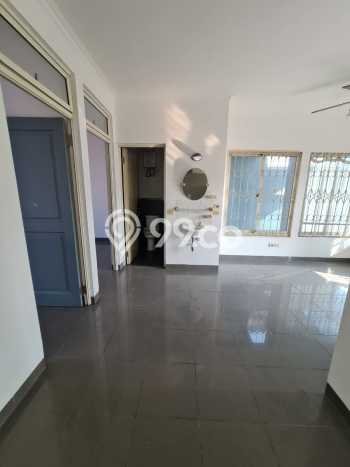 Ready to Use! Luxury House LT 189m2 Desain Elegan di Semanan Ready to Use! Luxury House LT 189m2 Desain Elegan di Semanan