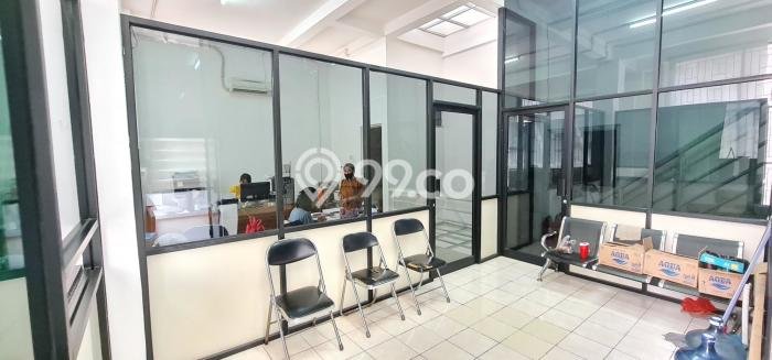 Dijual! Gudang di Ancol Jakarta Utara LT 280m2 / LB 378m2 Kawasan Strategis Dijual! Gudang di Ancol Jakarta Utara LT 280m2 / LB 378m2 Kawasan Strategis