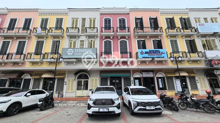 Ruko Dijual di Jakarta Utara LT 90m2 & LB 270m2 Lokasi Terbaik! Ruko Dijual di Jakarta Utara LT 90m2 & LB 270m2 Lokasi Terbaik!