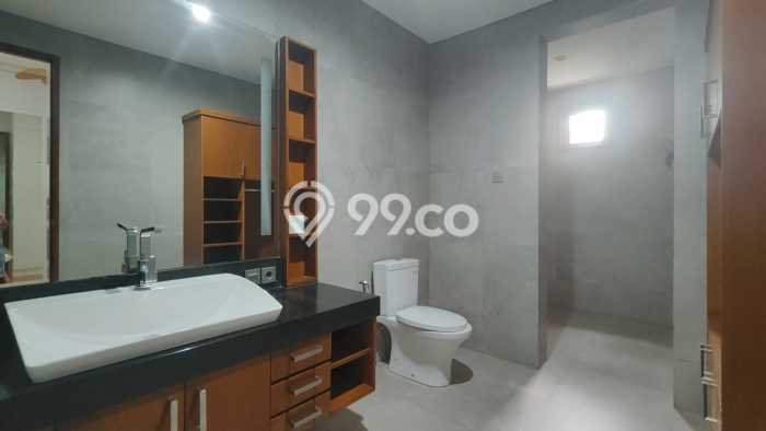 Dijual Rumah Mewah Megah Dengan View Cantik di Pondok Kelapa, Jakarta Timur Dijual Rumah Mewah Megah Dengan View Cantik di Pondok Kelapa, Jakarta Timur