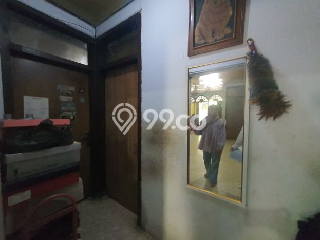 Rumah Elit Modern Tanpa Renovasi di Rawamangun Jakarta Timur Rumah Elit Modern Tanpa Renovasi di Rawamangun Jakarta Timur