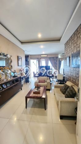 Siap Huni Hunian Elit 4 Kamar di Cakung Dekat ke Mana Saja Siap Huni Hunian Elit 4 Kamar di Cakung Dekat ke Mana Saja