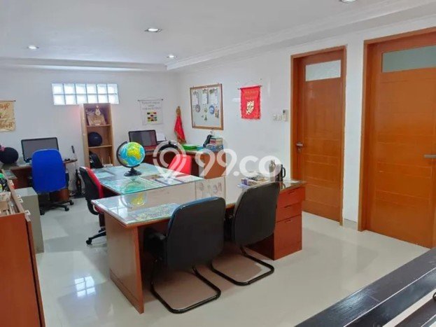Rumah Mewah Dijual LT 206m2 di Kemayoran, Jakarta Pusat Rumah Mewah Dijual LT 206m2 di Kemayoran, Jakarta Pusat