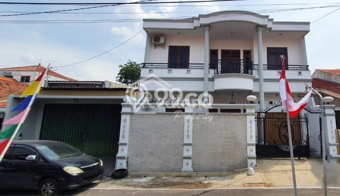 Hunian Elit LB 400m2 Siap Huni Desain Elegan di Lamper, Semarang Hunian Elit LB 400m2 Siap Huni Desain Elegan di Lamper, Semarang