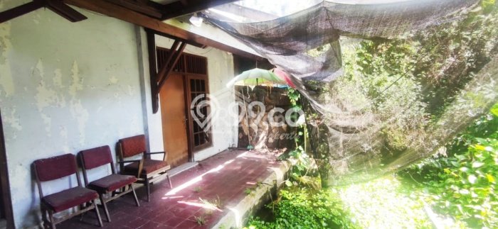 Hunian Mewah LB 600m2 Siap Huni Desain Elegan di Kalibanteng Kulon, Semarang Hunian Mewah LB 600m2 Siap Huni Desain Elegan di Kalibanteng Kulon, Semarang