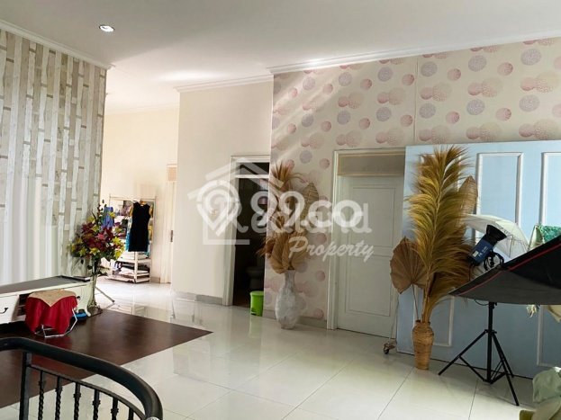Siap Huni Rumah Mewah 5 Kamar di Gajah Mungkur Dekat ke Mana Pun Siap Huni Rumah Mewah 5 Kamar di Gajah Mungkur Dekat ke Mana Pun
