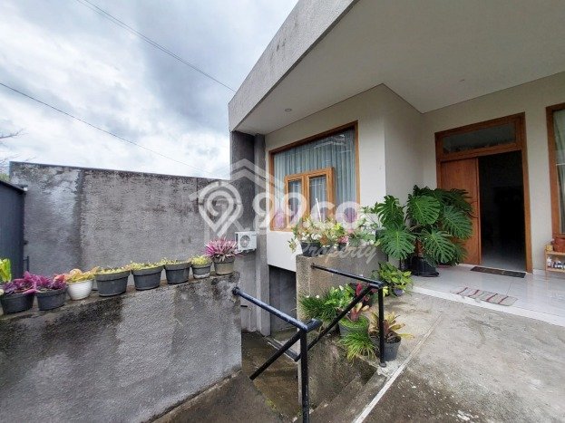 Hunian Eksklusif Dijual LT 366m2 di Candisari, Semarang Hunian Eksklusif Dijual LT 366m2 di Candisari, Semarang
